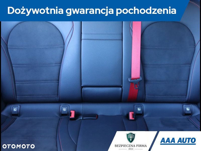 Mercedes-Benz GLC - 11