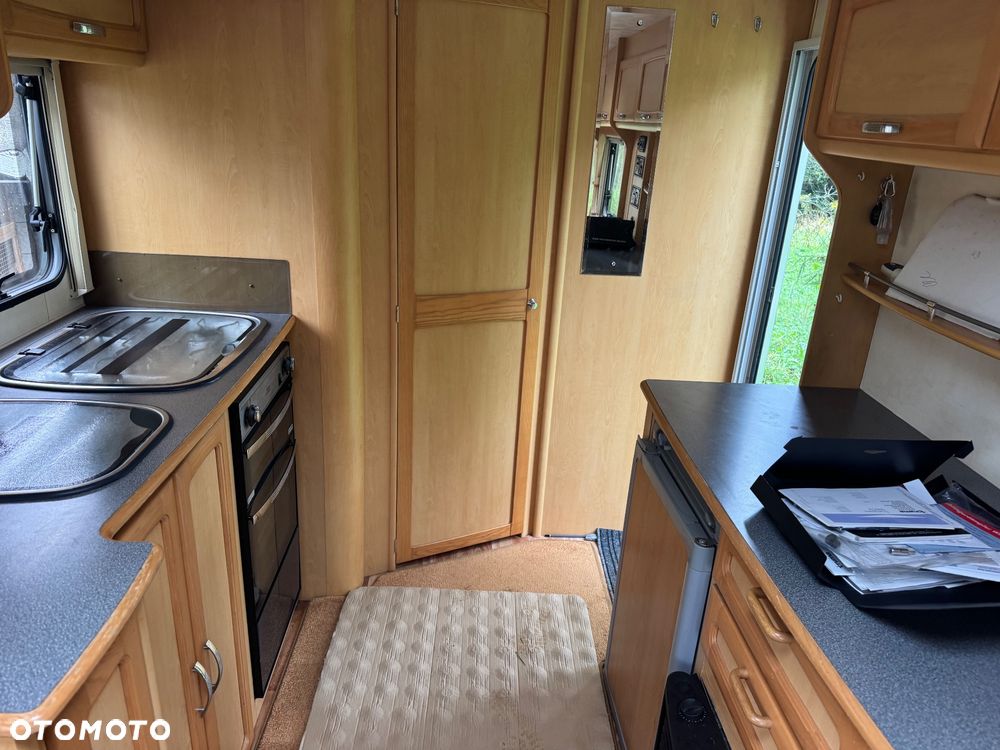 Elddis Avente - 15