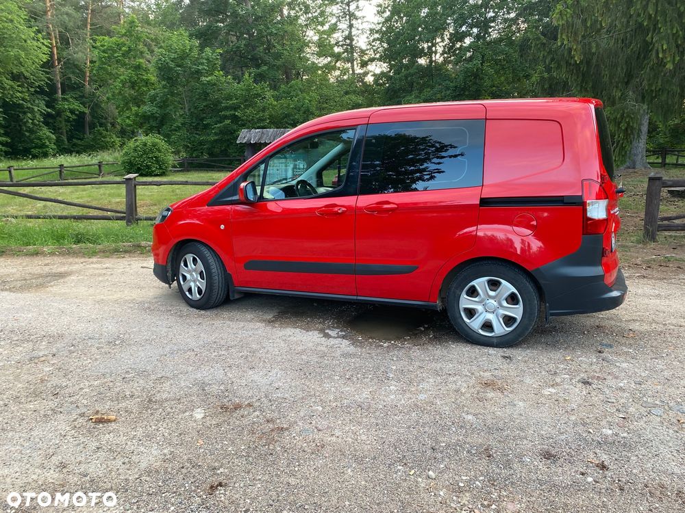 Ford Transit Courier - 3