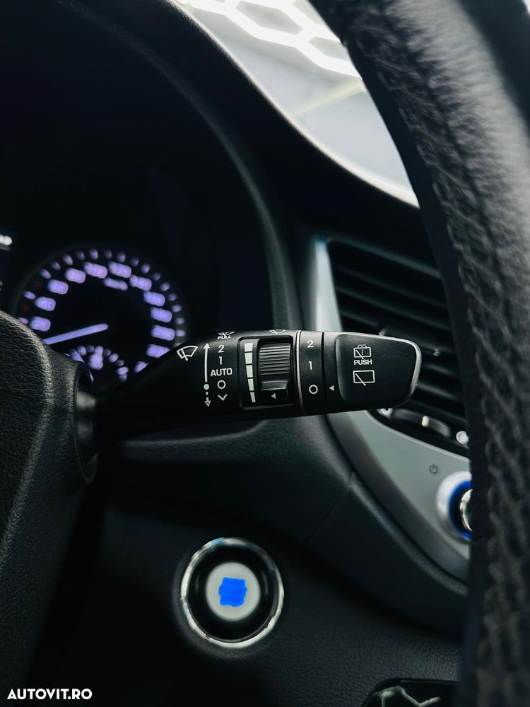 Hyundai Tucson 2.0 CRDI 2WD Style - 30