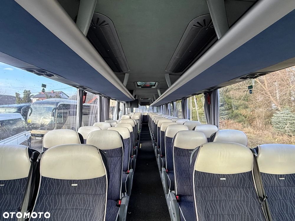 MAN R 08 Lion's Coach - 8