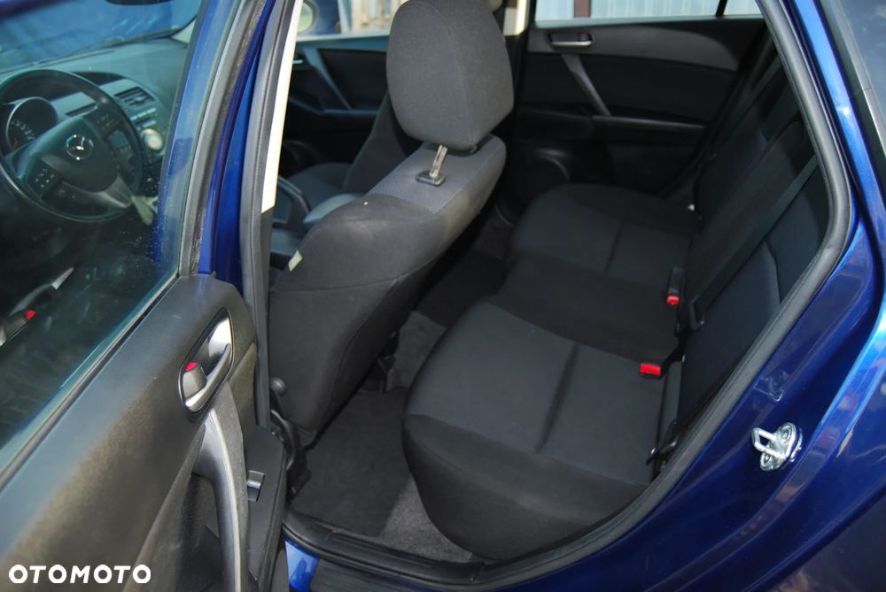 Mazda 3 1.6 CD Exclusive + - 6