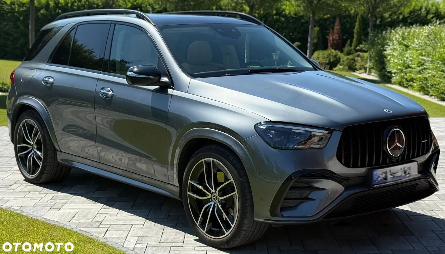 Mercedes-Benz GLE - 1