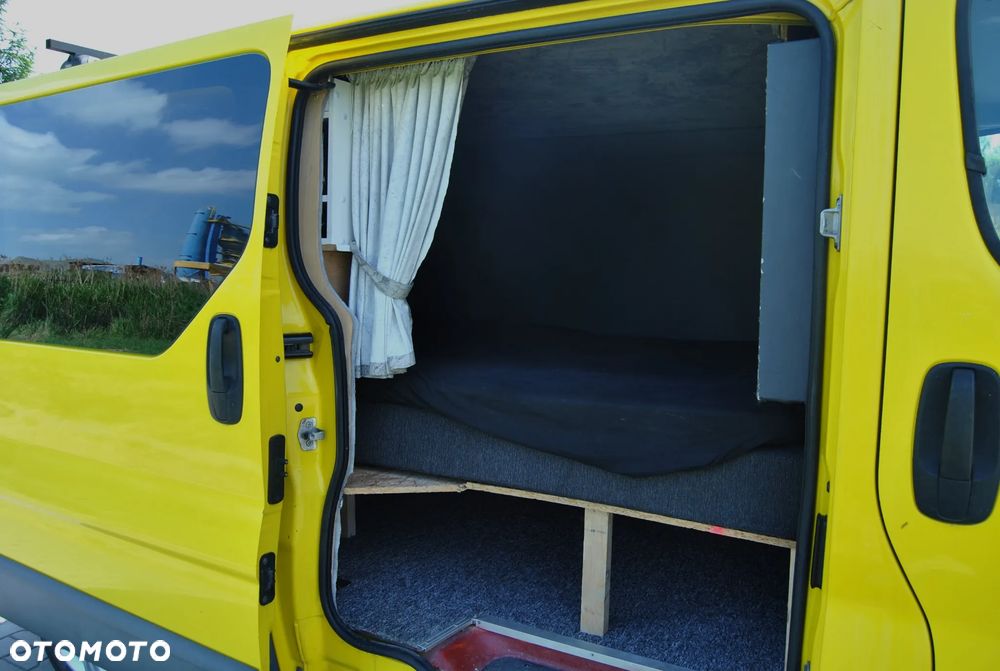 Opel Vivaro - 8