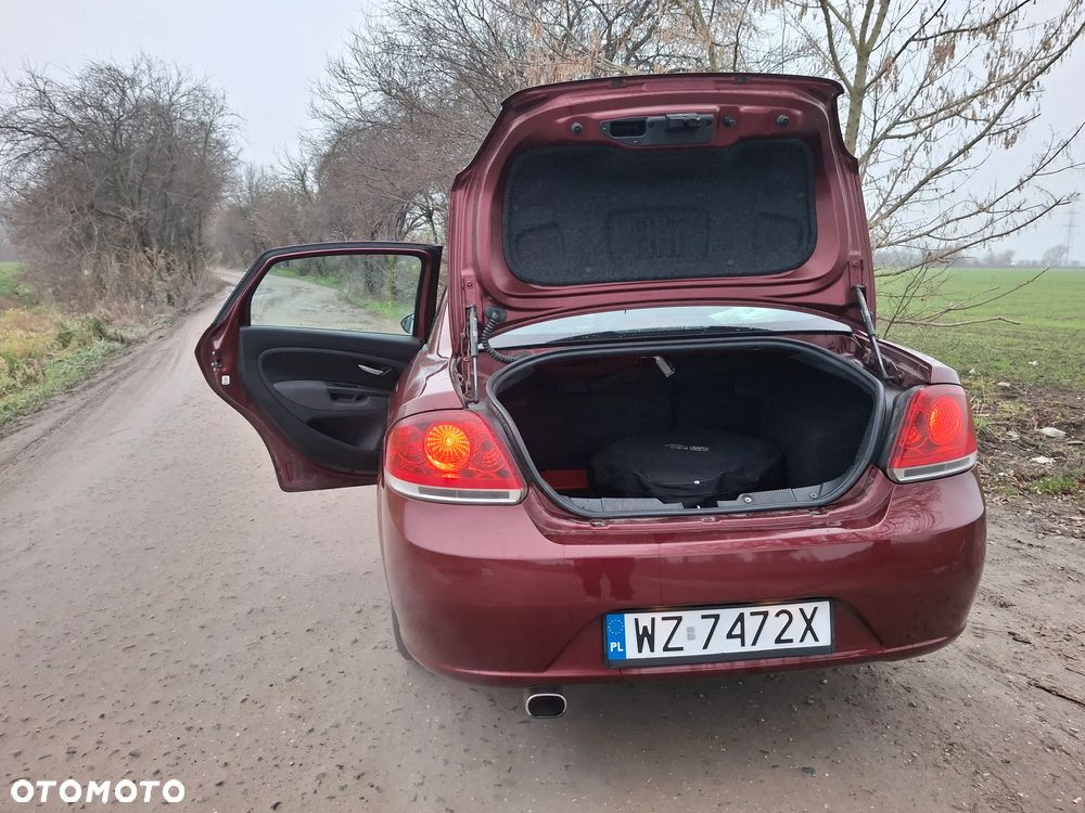 Fiat Linea 1.4 T-Jet 16V Dynamic - 15