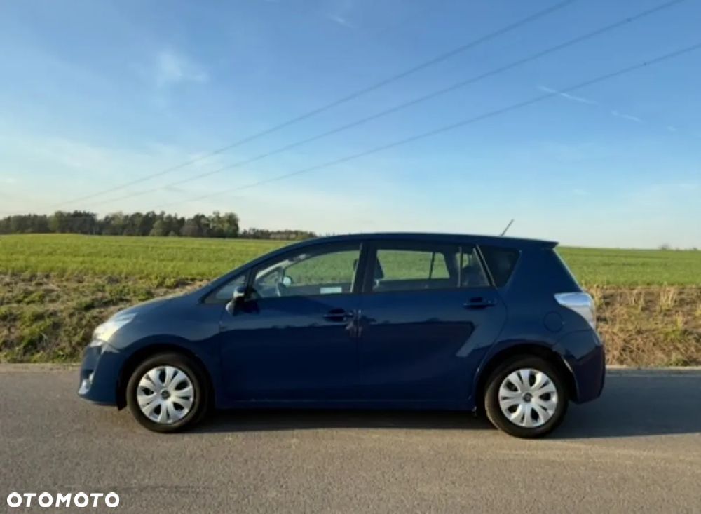 Toyota Verso 1.6 Active 7os EU6 - 10