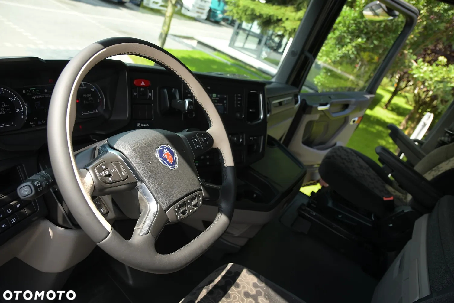 Scania S450 ///* 2022//* /STANDARD///* JEDYNE 451 TYŚ KM///* RETARDER///* KLIMATYZACJA POSTOJOWA///* FULL LED///* ZABUDOWY MIĘDZYOSIOWE///* WAGA///* STAN BARDZO DOBRY - 25