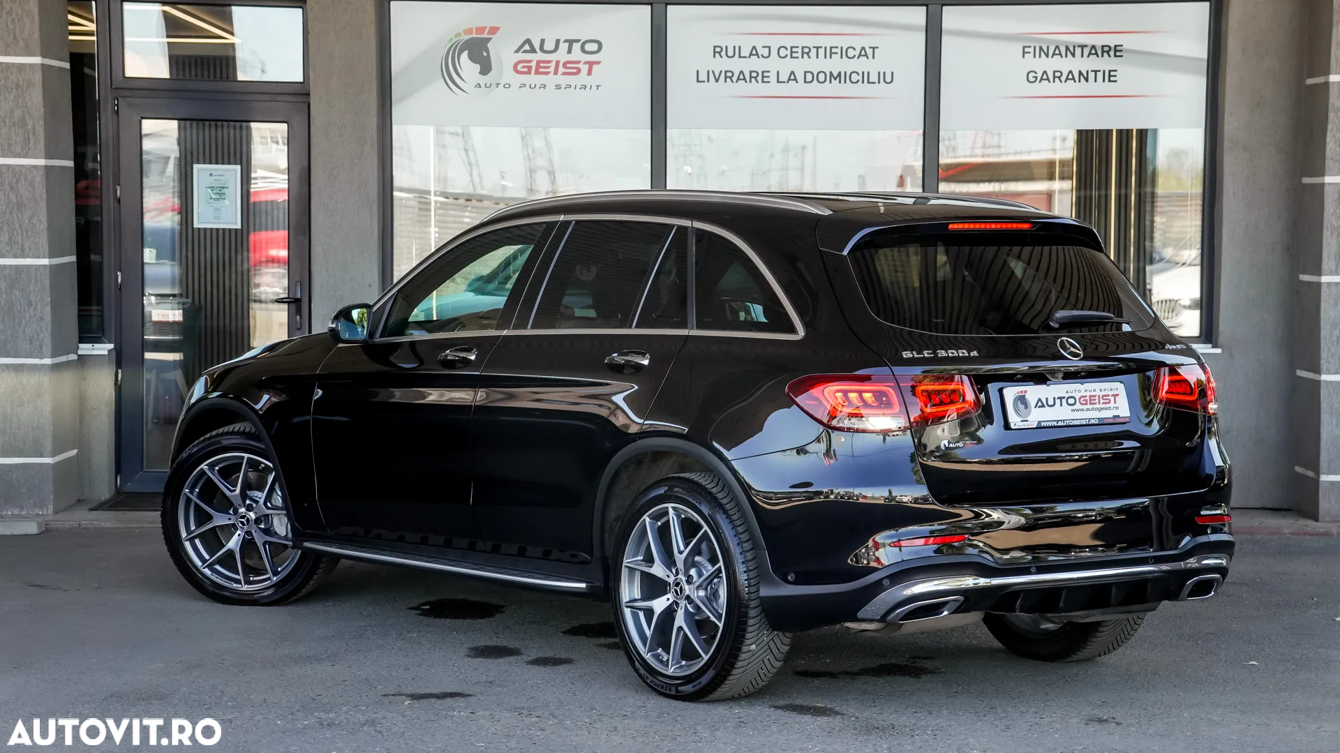 Mercedes-Benz GLC 300 d 4Matic 9G-TRONIC AMG Line - 8