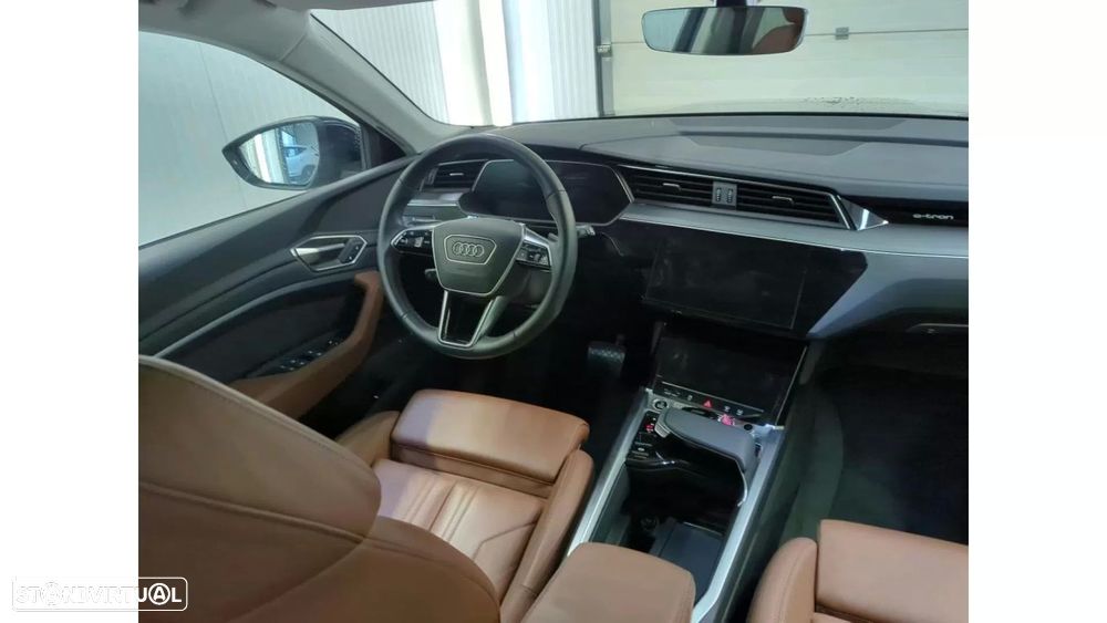 Audi Q8 e-Tron 50 quattro S line - 6