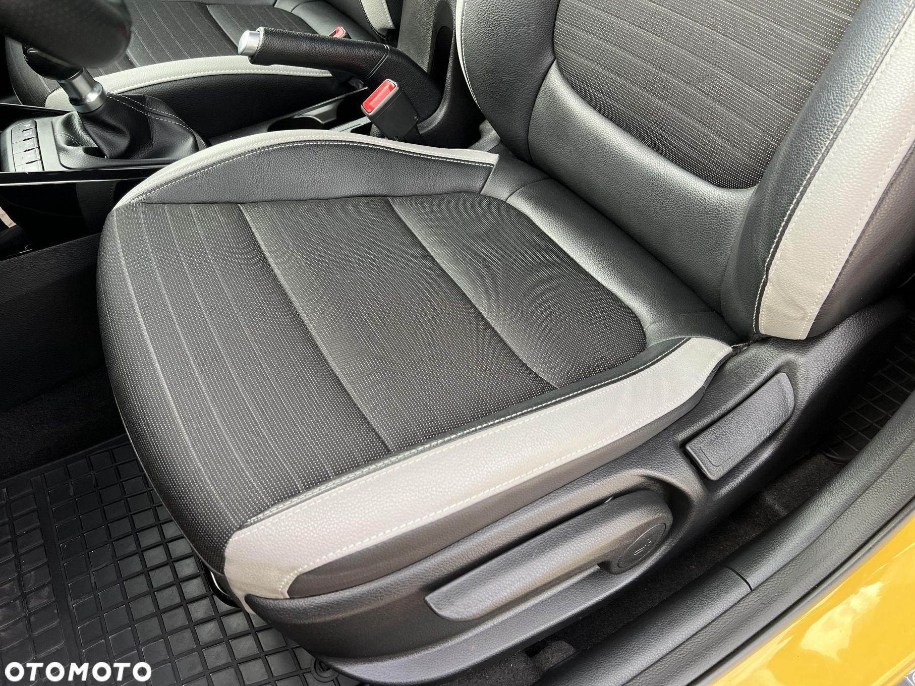 Kia Stonic - 11