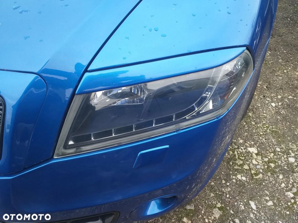 Lampa LED przód lewy prawy Skoda Octavia II kombi - 2