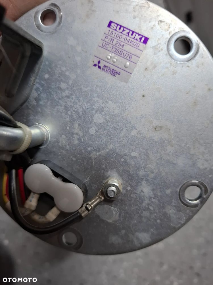 Suzuki GSXS 950 1000 zbiornik bak pompa paliwa - 3