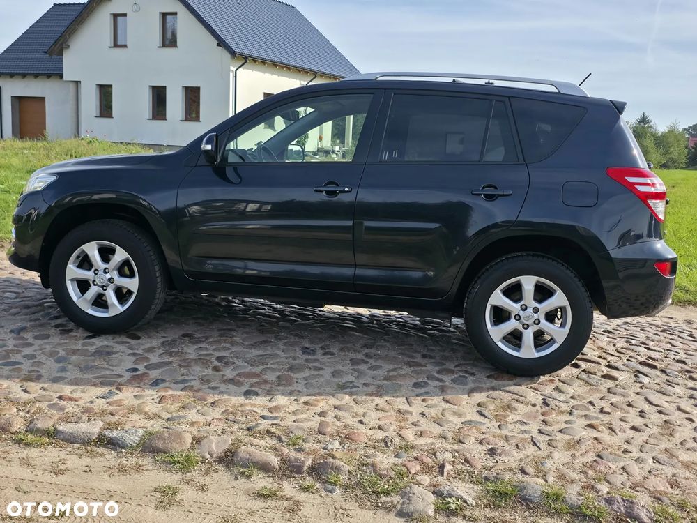 Toyota RAV4 - 7