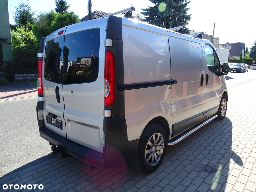 Renault Trafik 2,0 DCI 115 KONI L1 H1 Klima -sprawna, HAK, Automat , Relingi dachowe ,paka 2,40 m. - 4