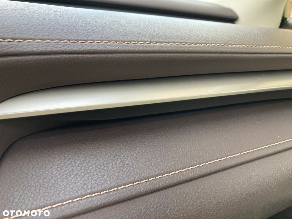 Lexus RX 450h Prestige - 22