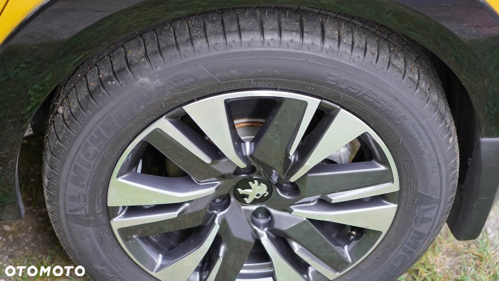 Peugeot 208 Elektromotor 136 GT+ - 17