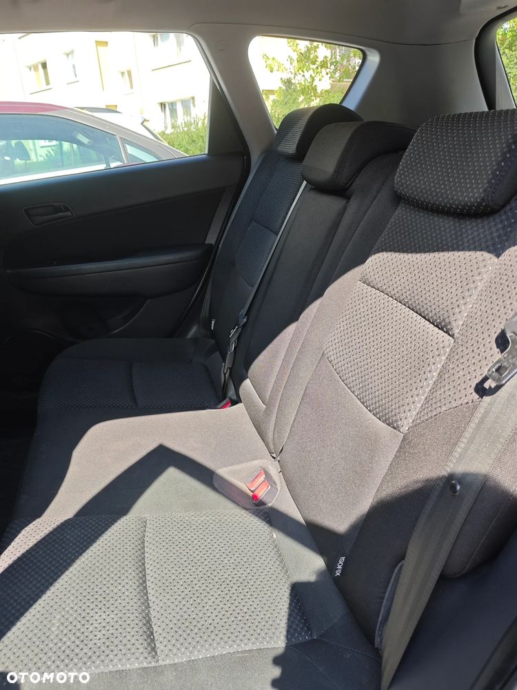 Hyundai i30 1.4 Comfort EU5 - 11