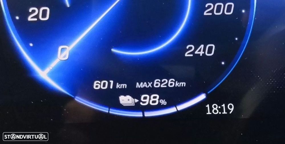 Mercedes-Benz EQE 300 Edition - 44