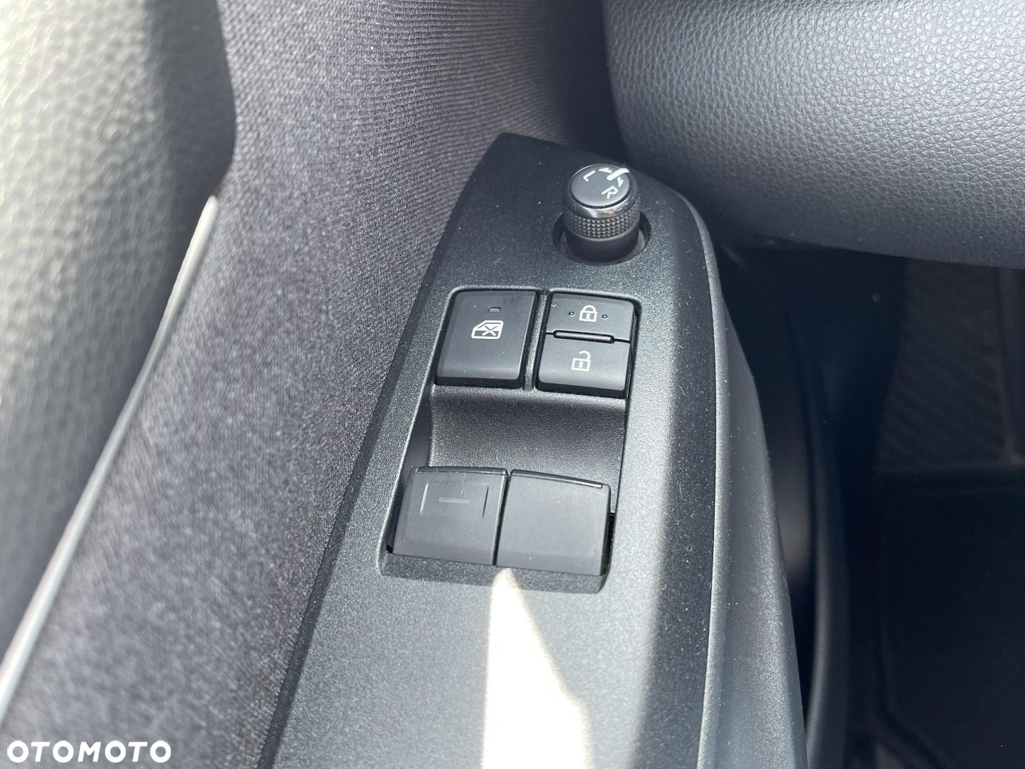 Toyota Yaris - 17