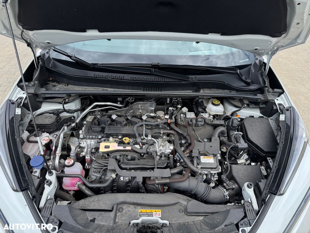 Toyota C-HR 2.0 Hybrid AWD GR SPORT Edition - 8