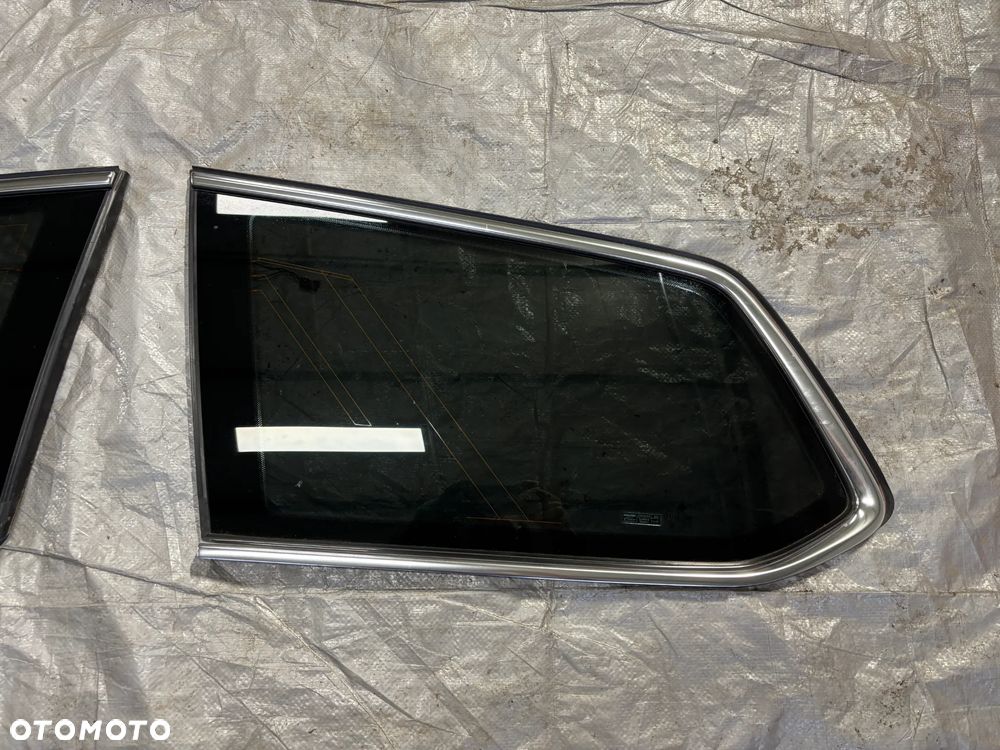 Vw Golf VII kombi  szyba karoseryjna tył prawa lewa 15r 3G9845298CF 3G9845297CF - 3