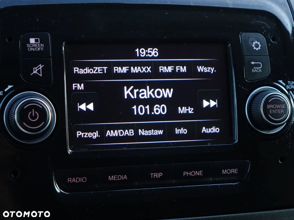Peugeot Boxer 3-osobowy L2H2 RAMPA ZAŁADOWCZA | ZABUDOWA WARSZTATOWA - 24
