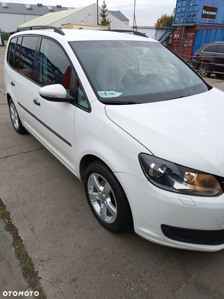 Volkswagen Touran 1.6 TDI DPF BlueMot Comfortline - 6