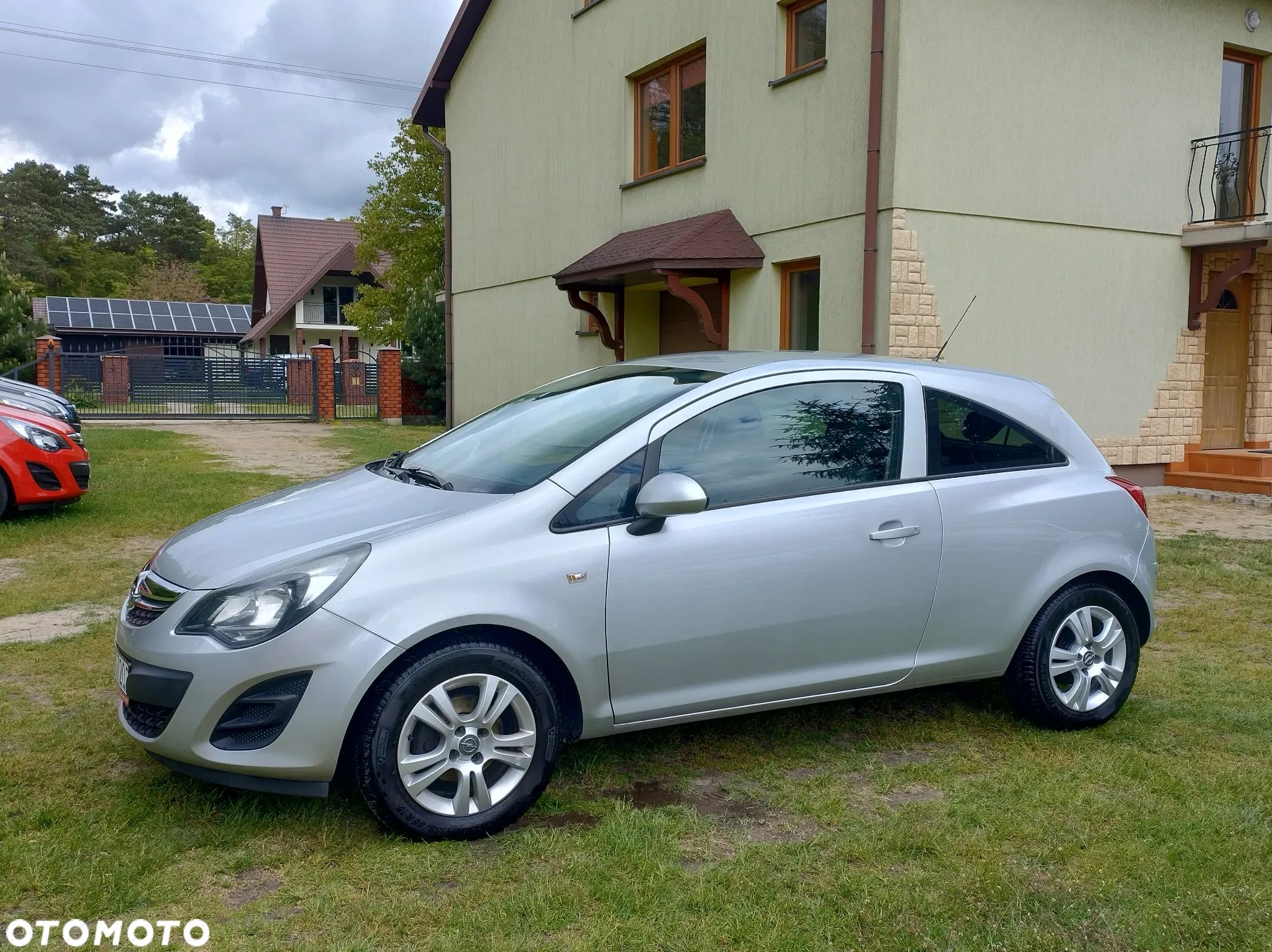 Opel Corsa 1.2 16V Color Edition - 1