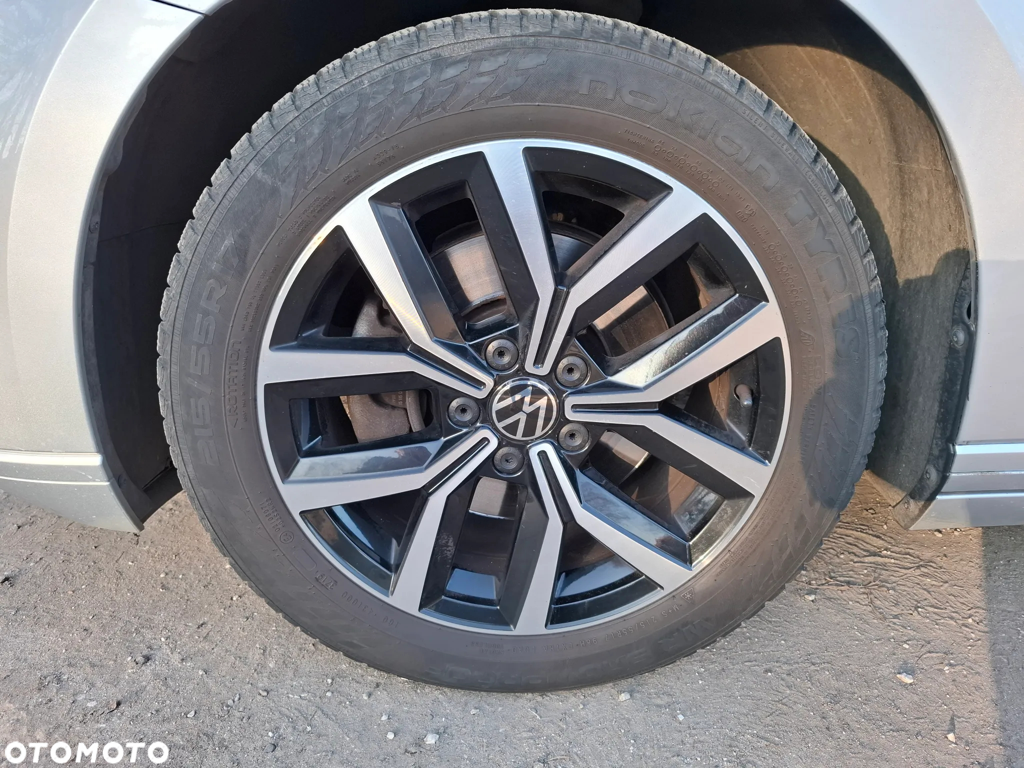 Volkswagen Passat - 9