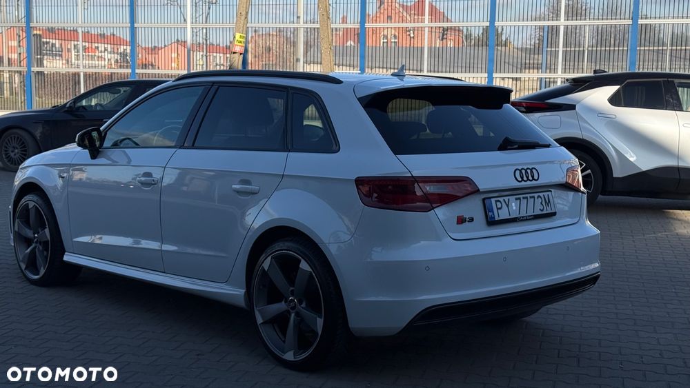 Audi A3 Sportback - 12