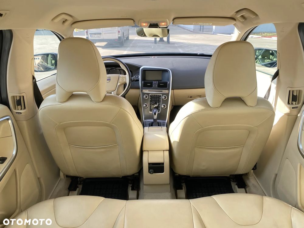 Volvo XC 60 D4 AWD Summum - 15