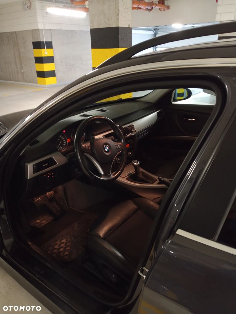 BMW Seria 3 325i Edition Lifestyle - 8