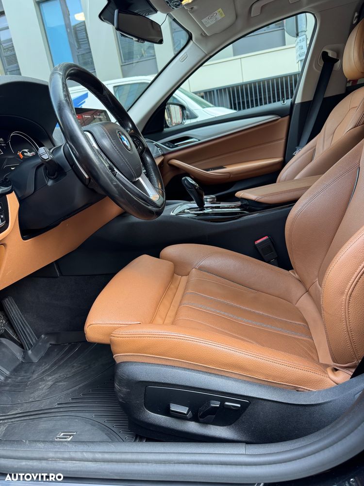 BMW Seria 5 520d AT - 9