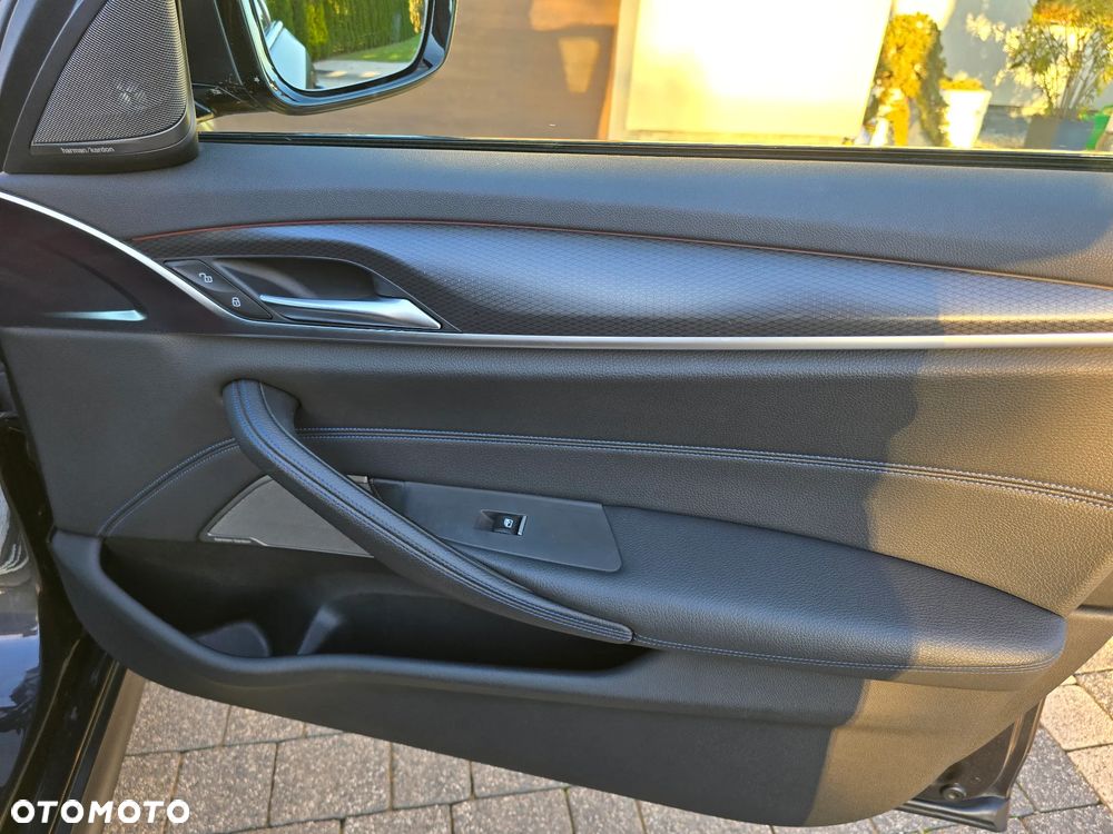 BMW Seria 5 530d xDrive - 19