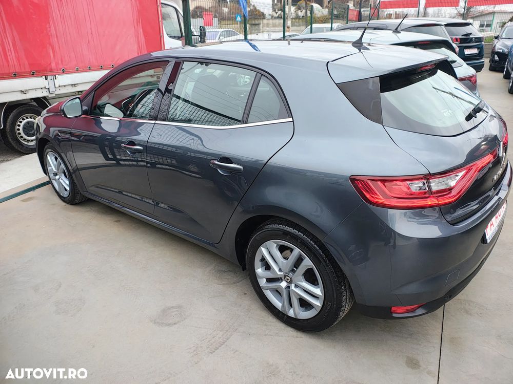 Renault Megane BLUE dCi 115 BUSINESS EDITION - 16