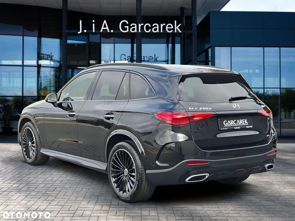 Mercedes-Benz GLC - 4