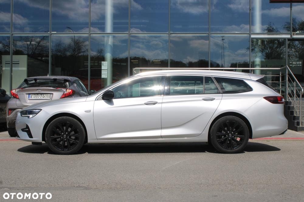 Opel Insignia - 8