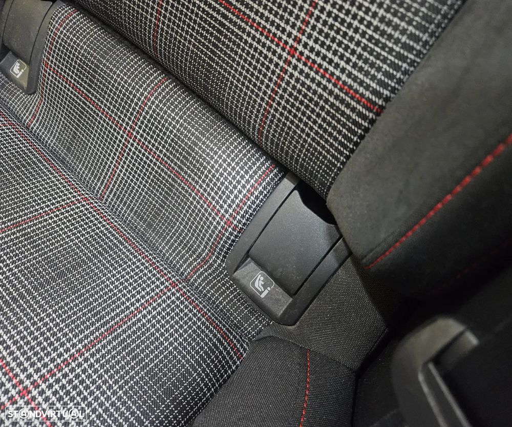VW Golf 2.0 TSI GTI DSG Performance - 41
