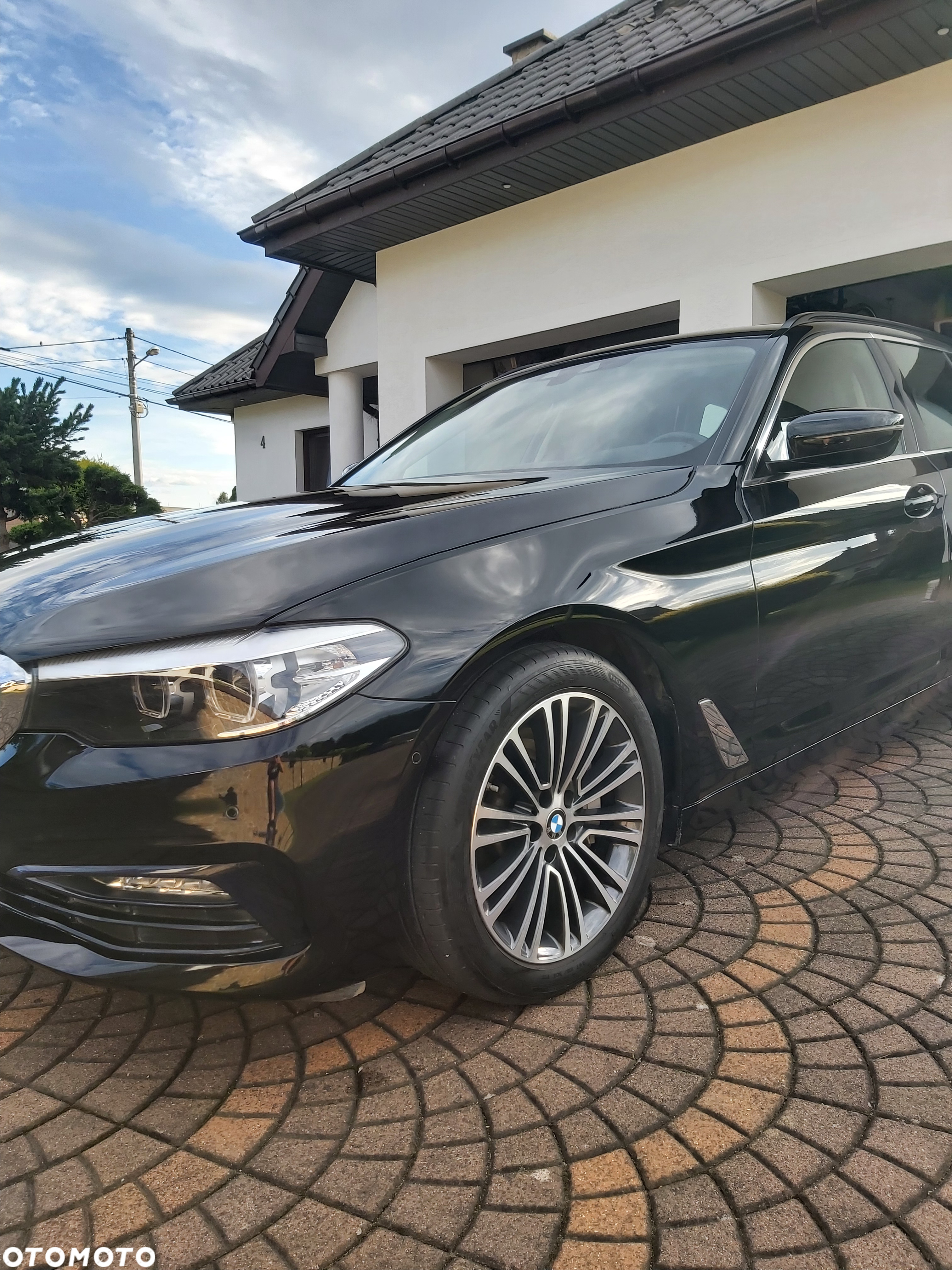 BMW Seria 5 525d Sport Line sport - 4