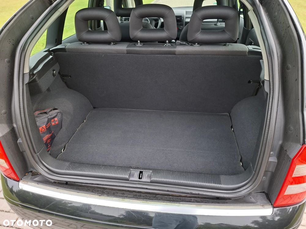 Audi A2 1.6 FSI - 13