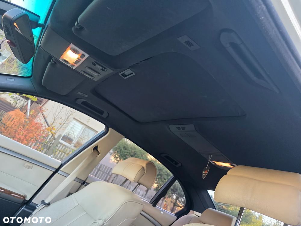 BMW Seria 7 750Li - 21
