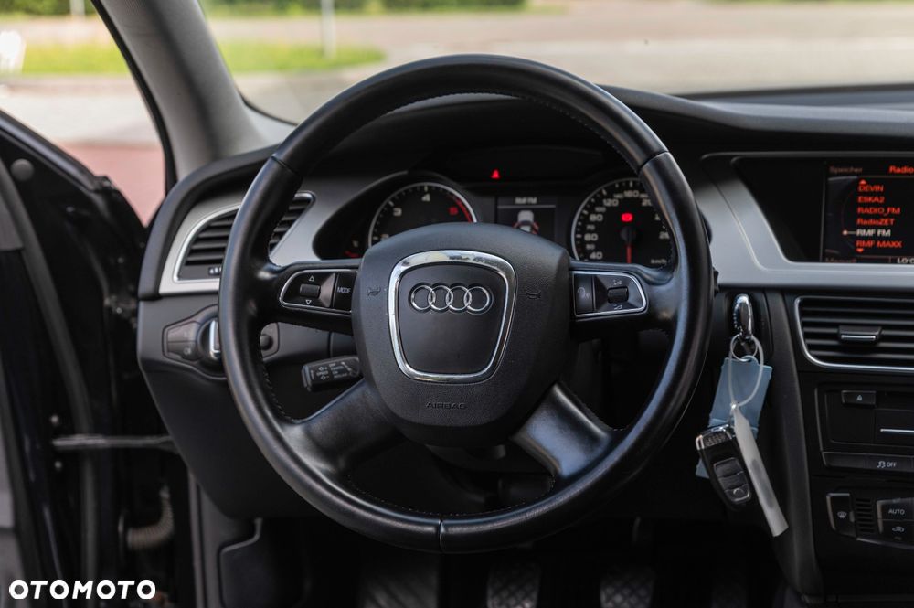 Audi A4 Avant 2.0 TDI S tronic - 22