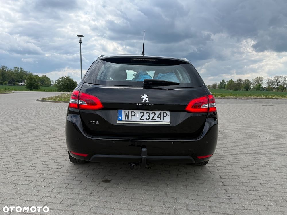 Peugeot 308 BlueHDi 120 Stop & Start Business-Line - 4