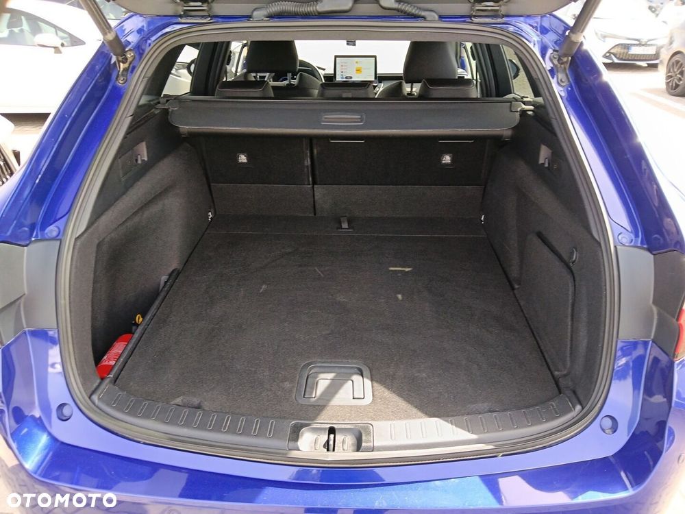 Toyota Corolla 2.0 Hybrid Style - 16