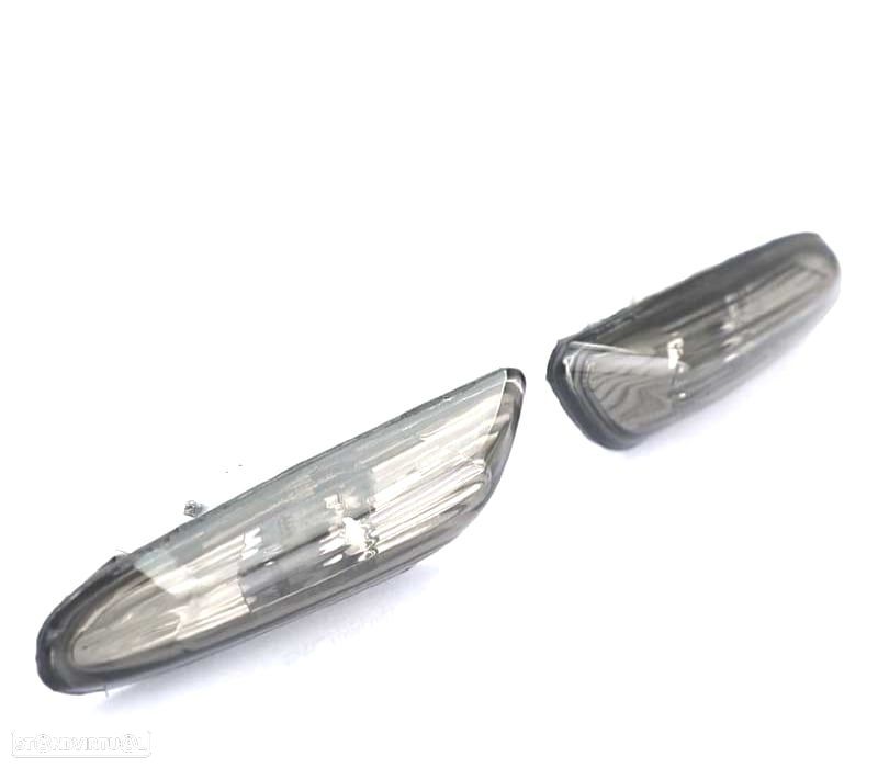 PISCAS LATERAIS BMW E90 E91 E92 E84 - 4