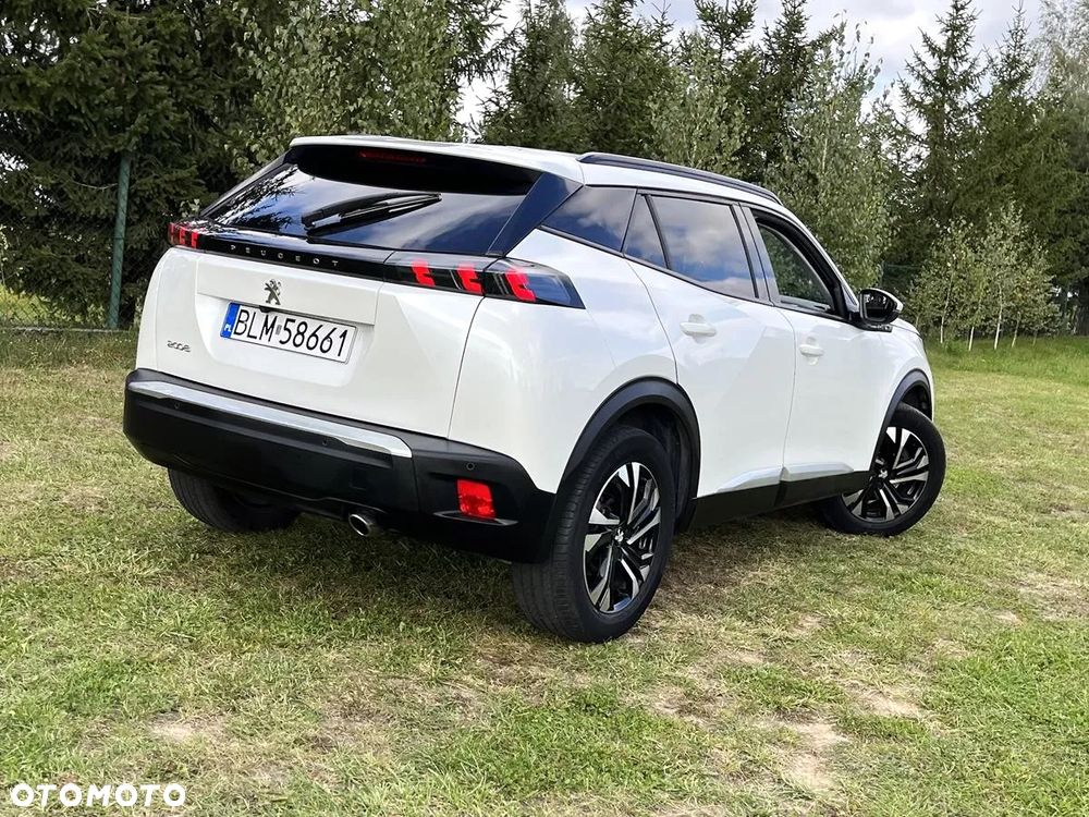 Peugeot 2008 - 4