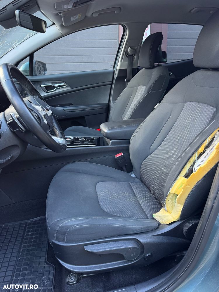 Kia Sportage 1.6 T-GDI MHEV 7DCT HP 4x2 Business Line - 20