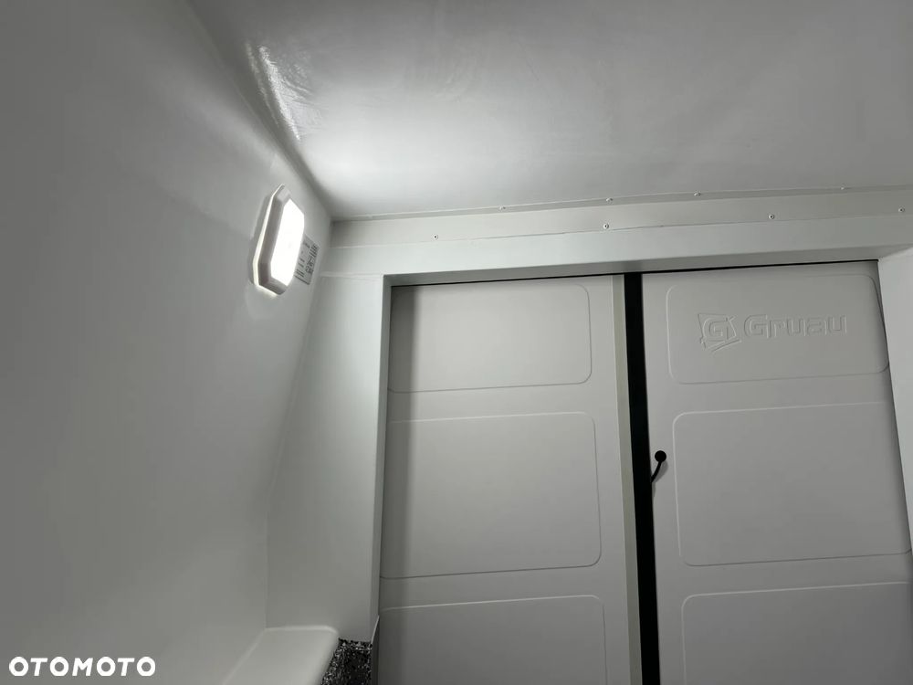 Renault KANGOO VAN - 11