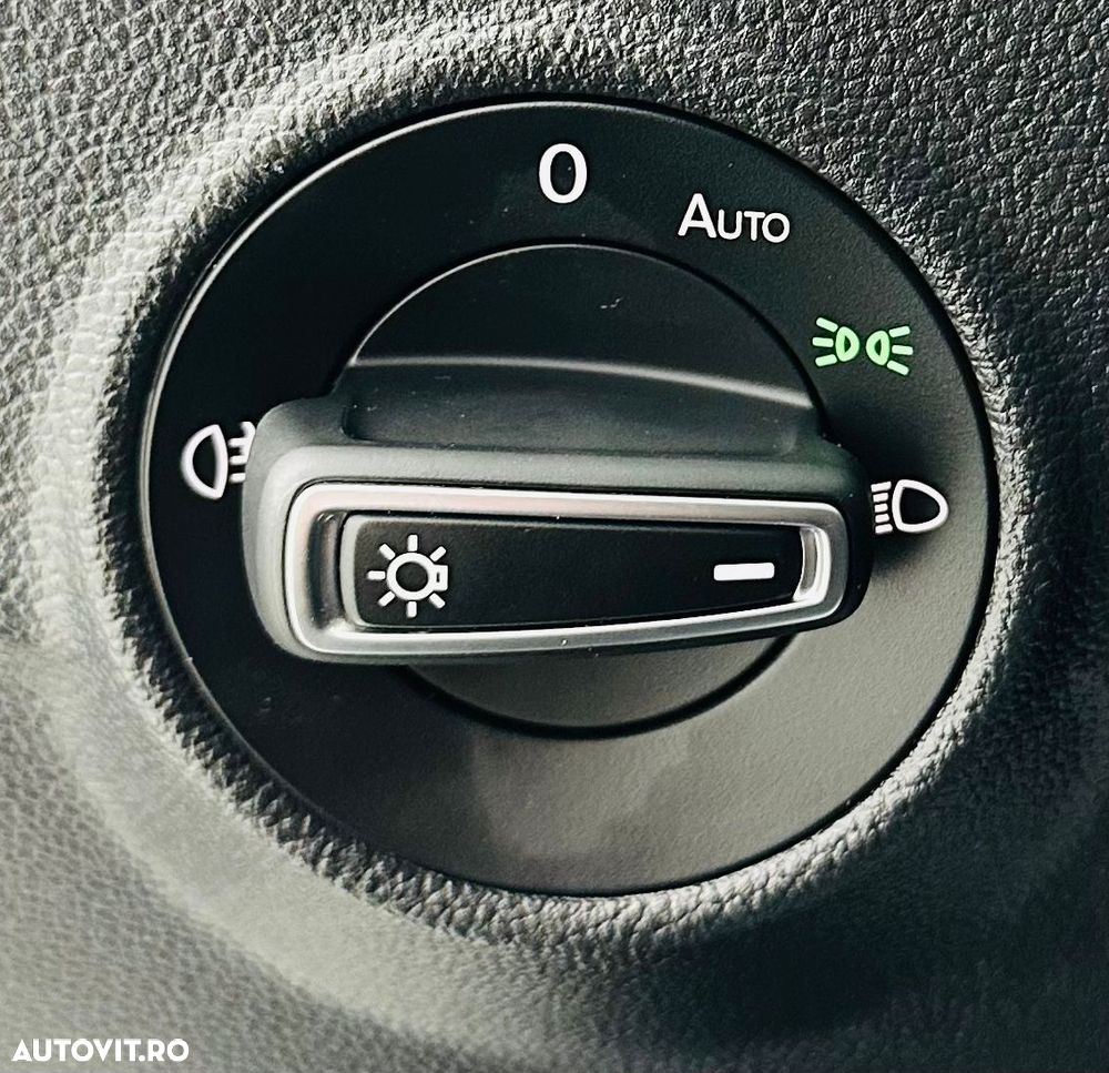 Volkswagen T-Roc 1.6 TDI SCR UNITED - 12