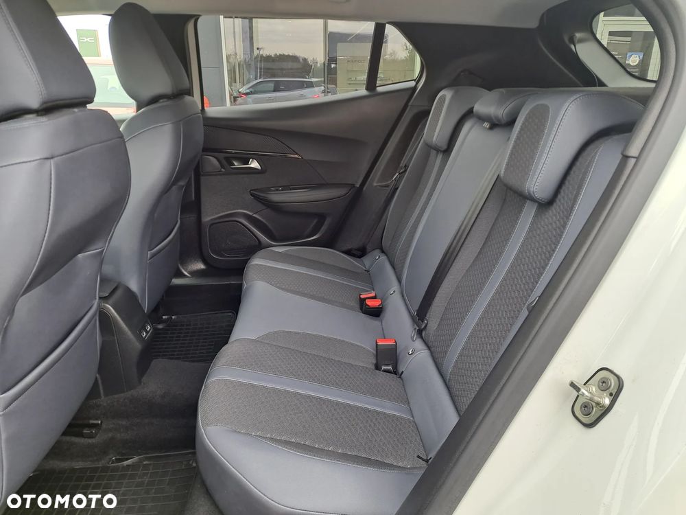 Peugeot 2008 1.2 Pure Tech GPF Allure S&S - 11